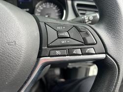 2022 Nissan X-TRAIL ST