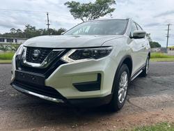 2022 Nissan X-TRAIL ST