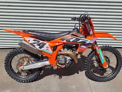 2023 KTM 450 SX-F SX-F Orange