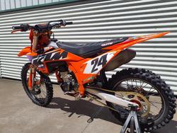 2023 KTM 450 SX-F SX-F Orange