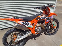 2023 KTM 450 SX-F SX-F Orange