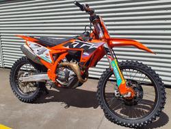 2023 KTM 450 SX-F SX-F Orange