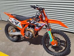 2023 KTM 450 SX-F SX-F Orange
