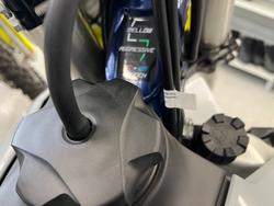 2023 HUSQVARNA FC450 NEBULA WHITE