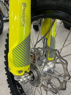 2023 HUSQVARNA FC450 NEBULA WHITE