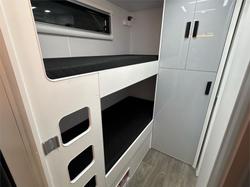 2025 VICTORY CARAVANS Off-Road Family 21