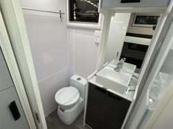 2025 VICTORY CARAVANS Off-Road Family 21