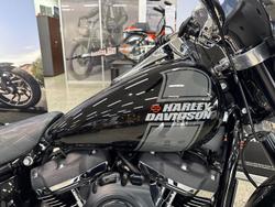 2022 Harley-Davidson Sport Glide 107 (FLSB) Softail Black