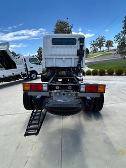 2025 Fuso Canter 4X4