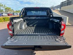 2025 Nissan Navara PRO-4X