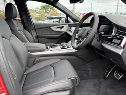 2025 Audi Q7 50 TDI S line