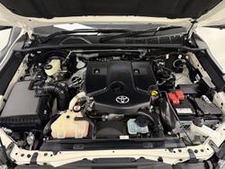 2023 Toyota Hilux Rogue GUN126R 4X4 Dual Range Glacier White