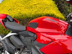 2023 DUCATI STREETFIGHTER V2