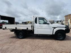 2021 Mahindra PIK-UP 2022 Mahindra PIK-UP Single Cab Cab Chassis MT 4x2 S6+ Arctic White
