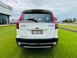 2023 Mahindra Scorpio 2023 Mahindra Scorpio Z8L (SCORPIOZ8L) SCORPIOZ8L Everest White