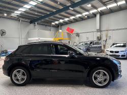 2020 Porsche Macan 95B MY20 AWD Jet Black