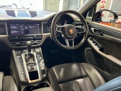 2020 Porsche Macan 95B MY20 AWD Jet Black