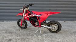 2024 GASGAS MC-E 3 Red