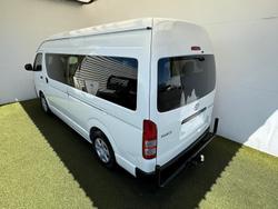 2017 Toyota Hiace Commuter