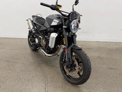 2024 Husqvarna 2024 HUSQVARNA 800CC SVARTPILEN 801 Road Black