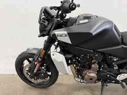 2024 Husqvarna 2024 HUSQVARNA 800CC SVARTPILEN 801 Road Black