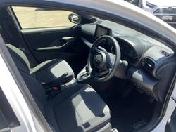 2025 Toyota Yaris Ascent Sport Hybrid