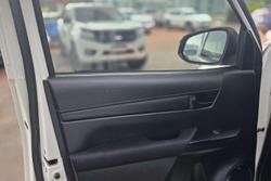 2021 Toyota Hilux Workmate GUN125R 4X4 Dual Range Glacier White