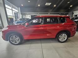 2023 Mitsubishi Outlander LS