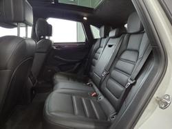 2020 Porsche Macan Turbo