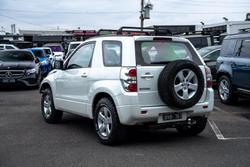 2016 Suzuki Grand Vitara Navigator