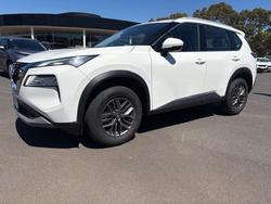 2022 Nissan X-TRAIL ST