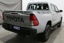 2025 Toyota Hilux SR