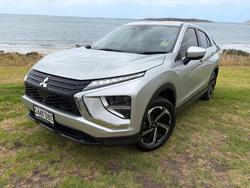 2023 Mitsubishi Eclipse Cross PHEV ES