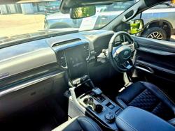 2025 Ford Everest Platinum