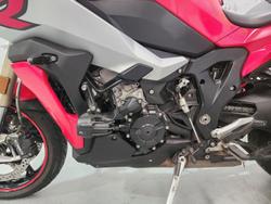 2021 BMW S 1000 XR Tour S 1000 Red