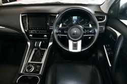 2025 Mitsubishi Pajero Sport GLS