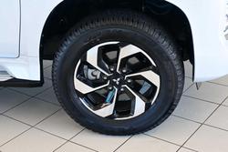 2025 Mitsubishi Pajero Sport GLS