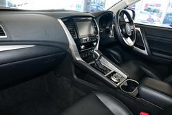 2025 Mitsubishi Pajero Sport GLS