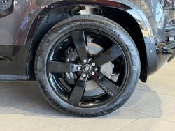 2023 Land Rover Defender 110 P525 V8