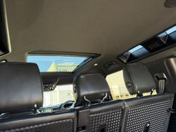 2023 Land Rover Defender 110 P525 V8