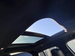 2023 Land Rover Defender 110 P525 V8