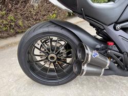 2015 DUCATI DIAVEL DARK STEALTH Black