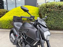 2015 DUCATI DIAVEL DARK STEALTH Black