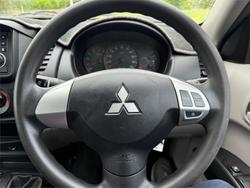 2012 MITSUBISHI TRITON GLX (4x4)