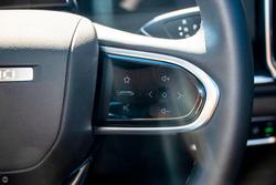 2025 Jaecoo J7 SHS Track