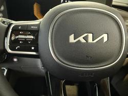 2025 Kia Carnival S