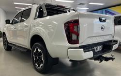 2023 Nissan Navara ST-X