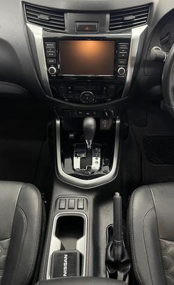 2023 Nissan Navara ST-X