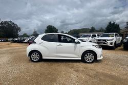 2021 Toyota Yaris SX Hybrid