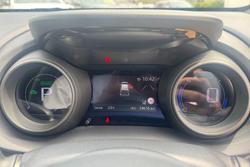 2021 Toyota Yaris SX Hybrid